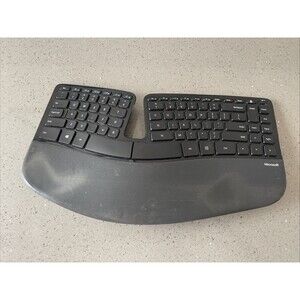 Microsoft Sculpt Ergonomic Wireless Keyboard and Number Pad Model 1559 UNTESTED